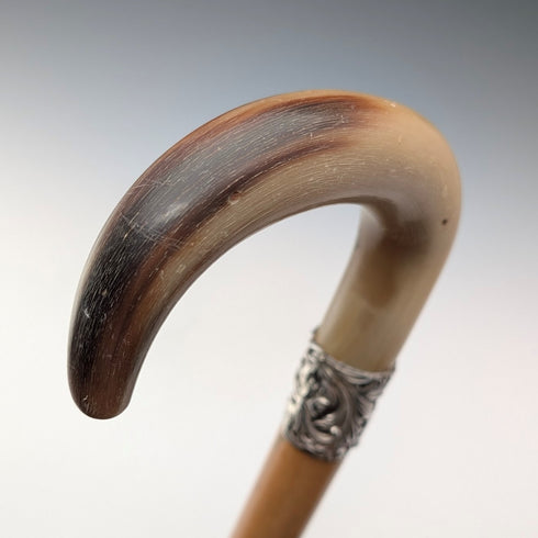 古董英國棕褐色軸角彎柄手杖 83 厘米